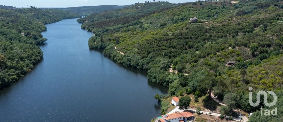 Gîte T3 à Currelos, Papízios e Sobral de 135 m²