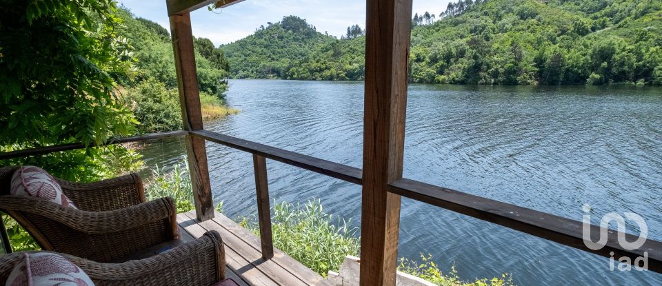 Gîte T3 à Currelos, Papízios e Sobral de 135 m²