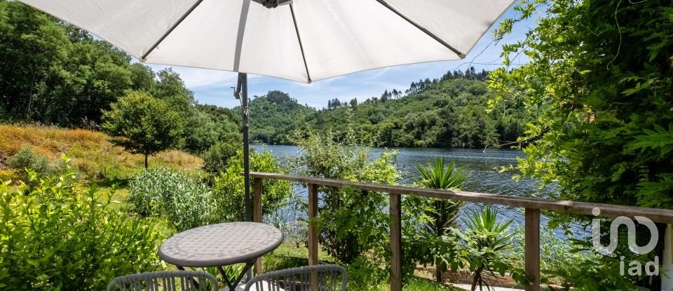 Gîte T3 à Currelos, Papízios e Sobral de 135 m²