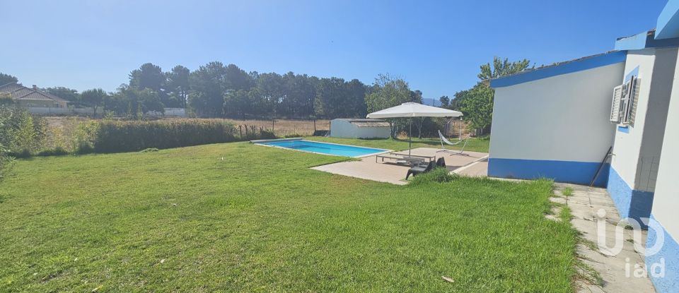 Moradia T4 em Azeitão (São Lourenço e São Simão) de 152 m²