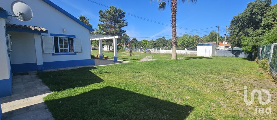 Moradia T4 em Azeitão (São Lourenço e São Simão) de 152 m²