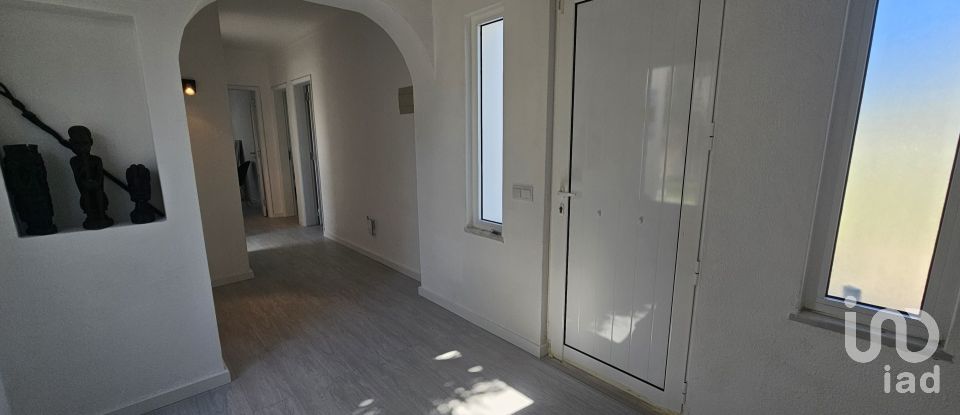 Moradia T4 em Azeitão (São Lourenço e São Simão) de 152 m²