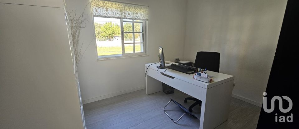 Moradia T4 em Azeitão (São Lourenço e São Simão) de 152 m²