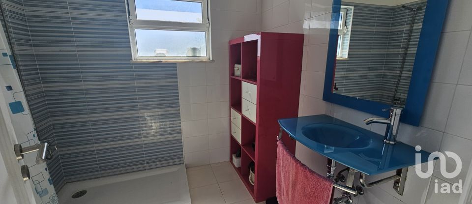 Moradia T4 em Azeitão (São Lourenço e São Simão) de 152 m²