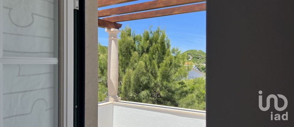 Habitação T5 em Tornada e Salir do Porto de 184 m²