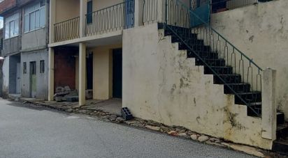 Maison T3 à Lagoaça e Fornos de 141 m²