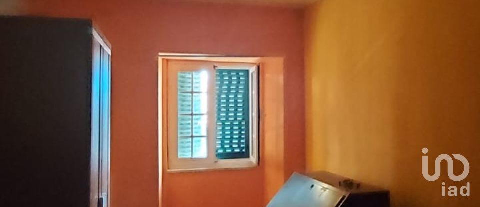 House T3 in Lagoaça e Fornos of 141 m²