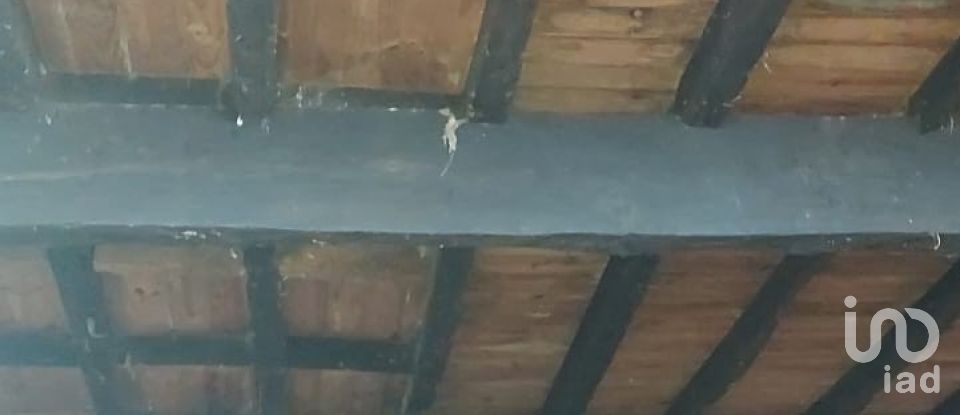 Moradia T3 em Lagoaça e Fornos de 240 m²