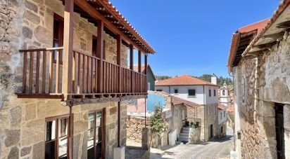 Maison de village T4 à Gouviães e Ucanha de 319 m²