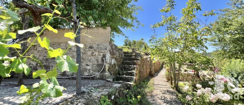 Maison de village T4 à Gouviães e Ucanha de 319 m²