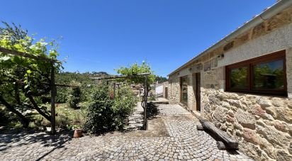 Maison de village T4 à Gouviães e Ucanha de 319 m²