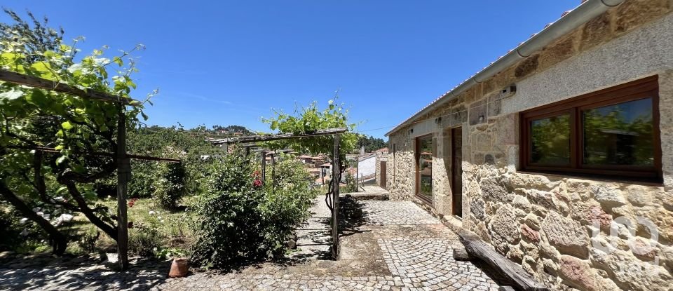 Maison de village T4 à Gouviães e Ucanha de 319 m²