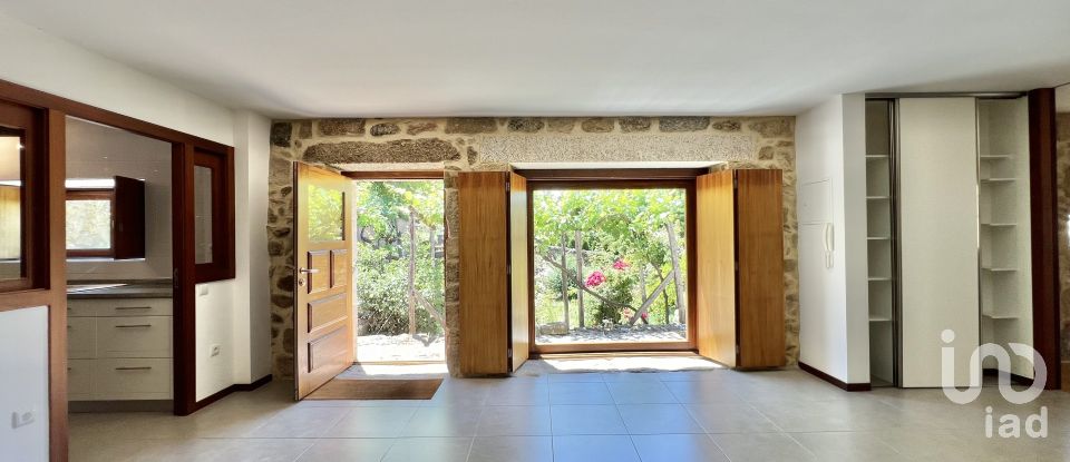 Maison de village T4 à Gouviães e Ucanha de 319 m²