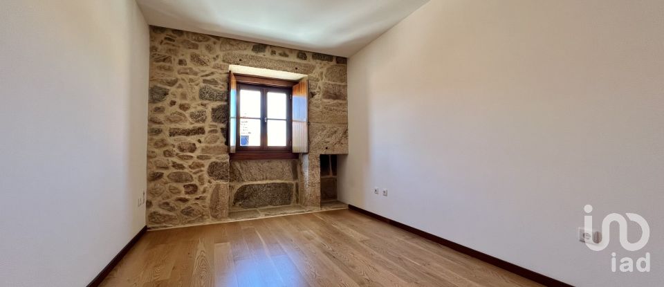 Maison de village T4 à Gouviães e Ucanha de 319 m²