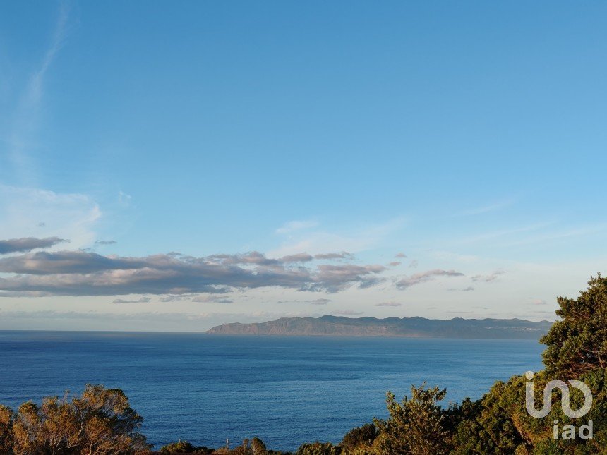 Terrain à Santo António de 2 099 m²