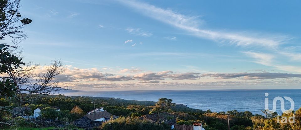 Terrain à Santo António de 2 099 m²