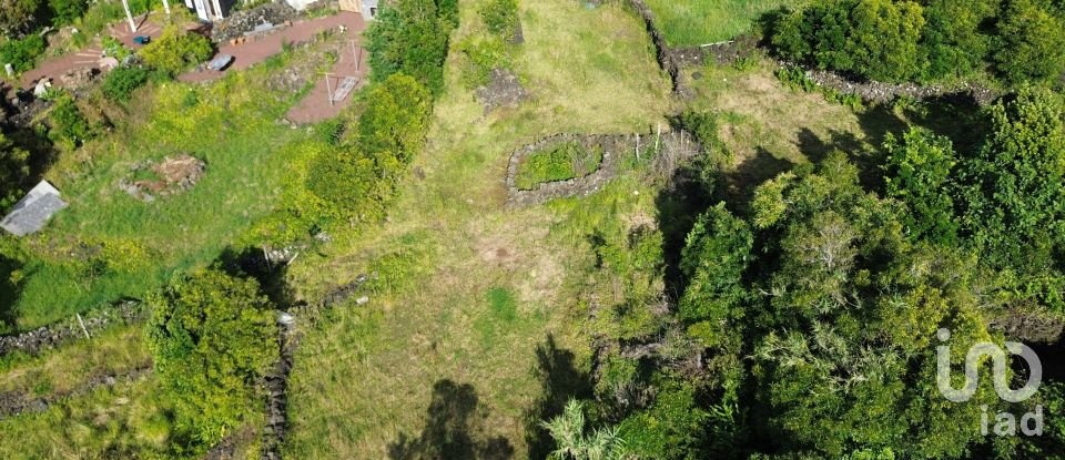 Terrain à Santo António de 2 099 m²