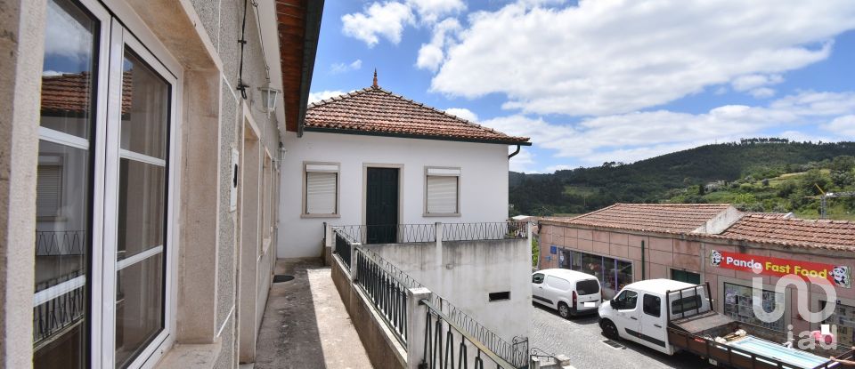 Habitação T3 em São Miguel, Santa Eufémia e Rabaçal de 154 m²