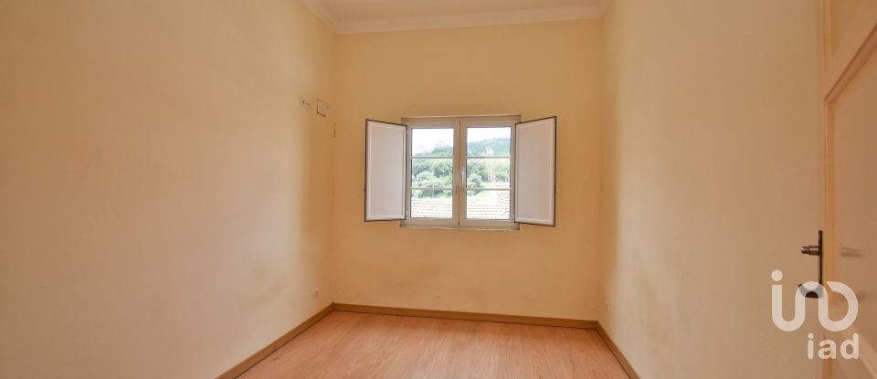 Habitação T3 em São Miguel, Santa Eufémia e Rabaçal de 154 m²