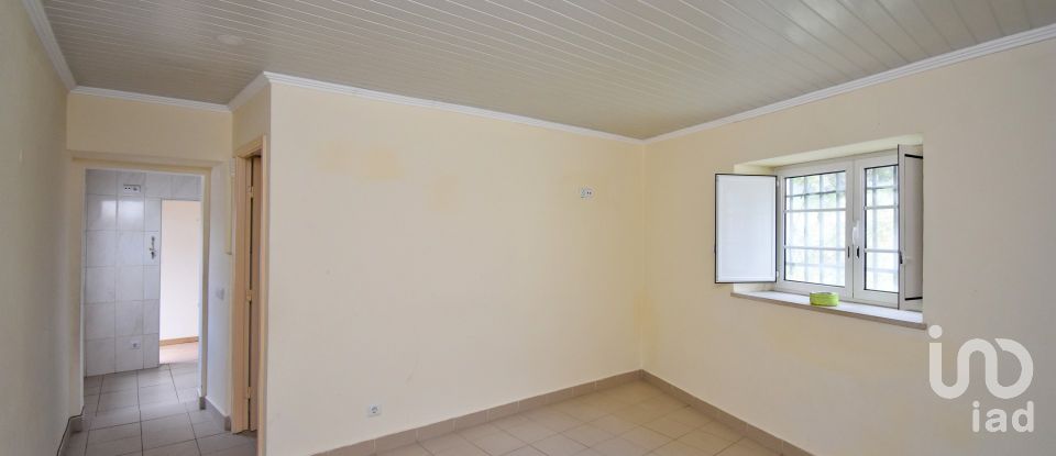 Habitação T3 em São Miguel, Santa Eufémia e Rabaçal de 154 m²