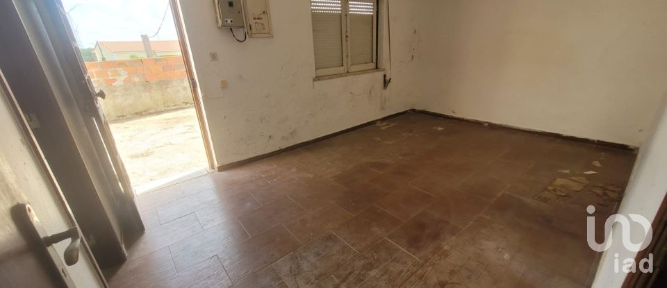 Maison T4 à Serra d'El-Rei de 84 m²