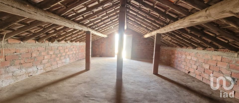 Maison T4 à Serra d'El-Rei de 84 m²