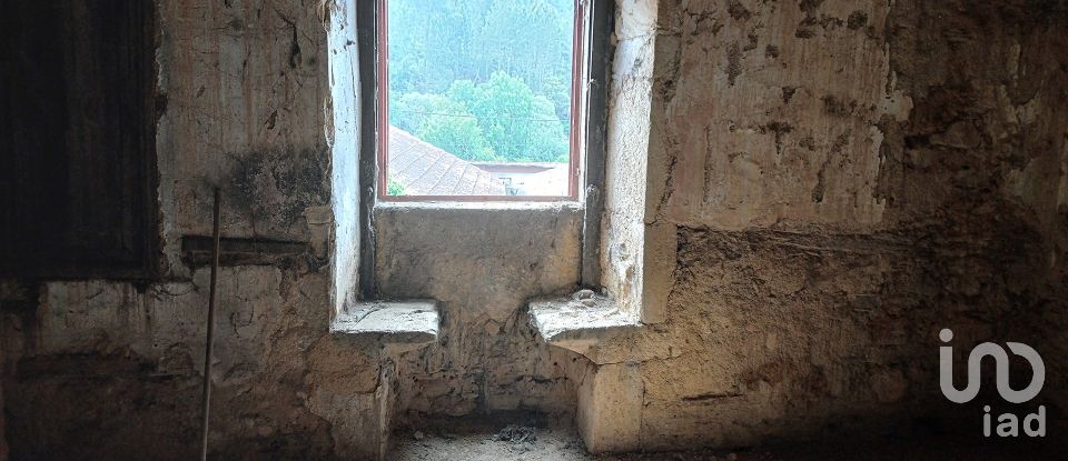 Casa tradicional T0 em Janeiro de Cima e Bogas de Baixo de 130 m²