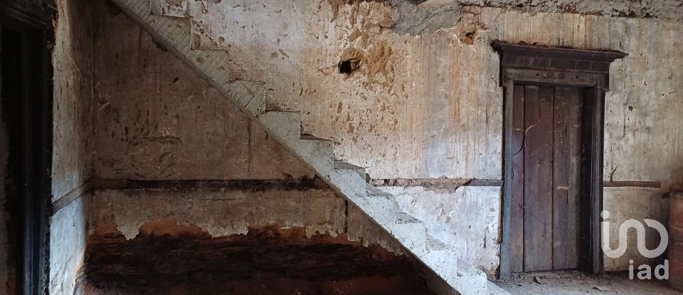 Casa tradicional T0 em Janeiro de Cima e Bogas de Baixo de 130 m²