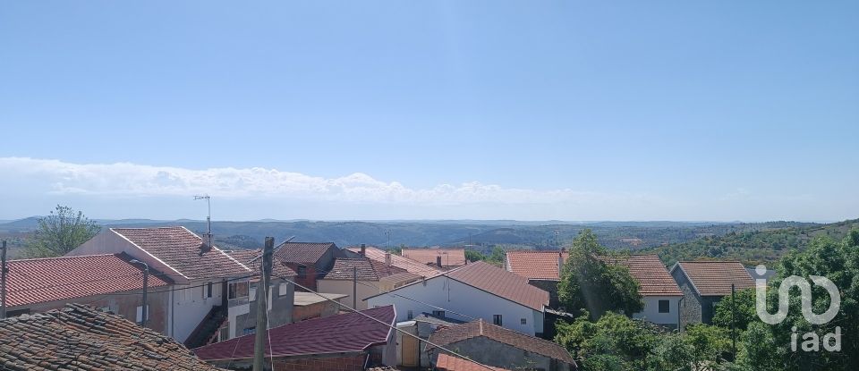 Casa T3 em Parada e Faílde de 128 m²