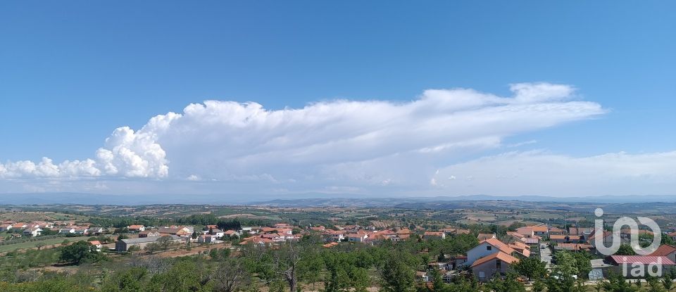 Casa T3 em Parada e Faílde de 128 m²