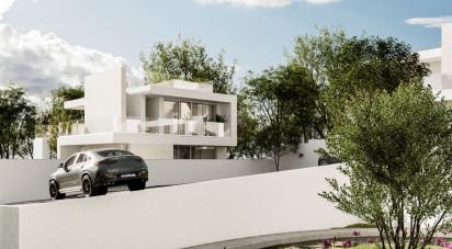 Terrain à Cela de 3 247 m²