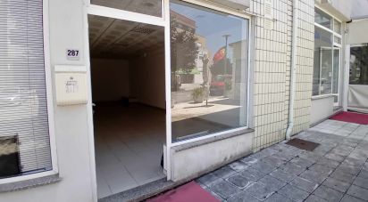 Boutique/Local commercial à Monção e Troviscoso de 62 m²