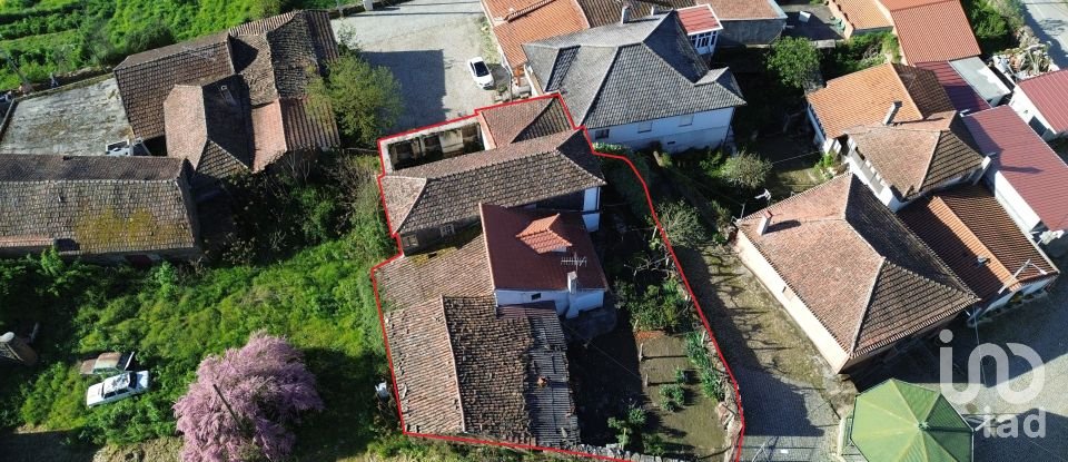 Country home T4 in Veiga de Lila of 461 m²
