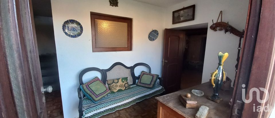 Country home T4 in Veiga de Lila of 461 m²