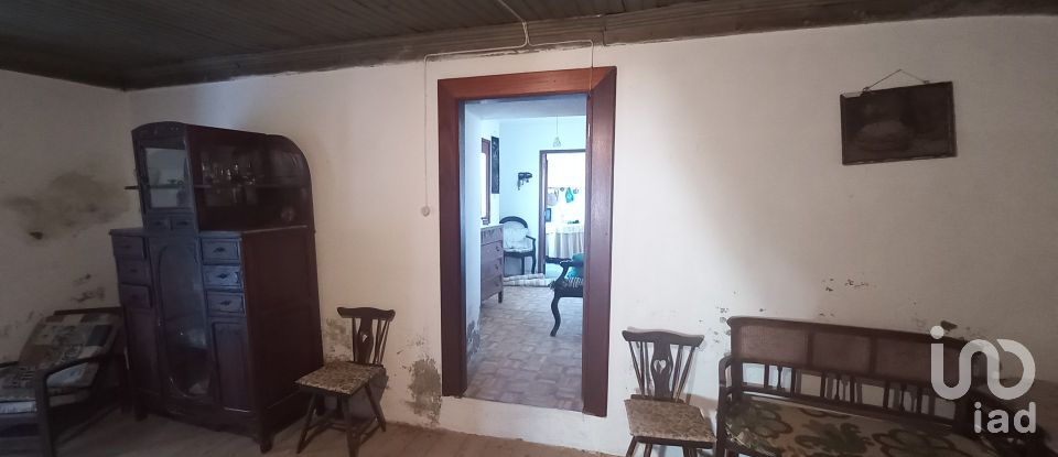 Country home T4 in Veiga de Lila of 461 m²