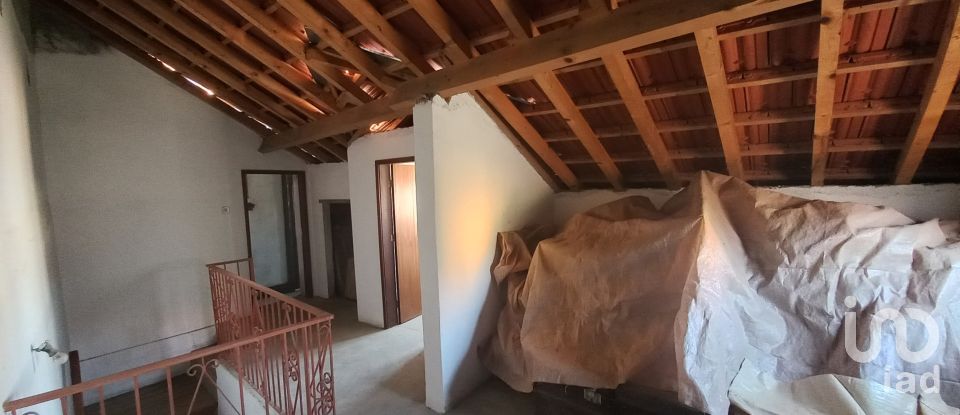 Country home T4 in Veiga de Lila of 461 m²