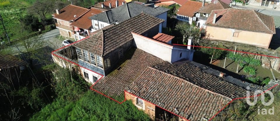 Country home T4 in Veiga de Lila of 461 m²
