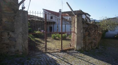 Country home T4 in Veiga de Lila of 461 m²