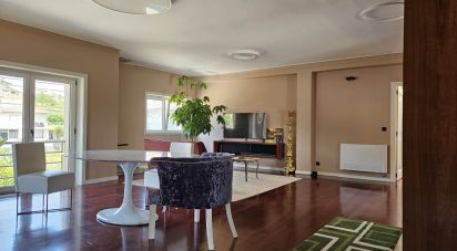 Bâtiment à Lordelo de 493 m²