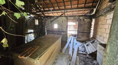 Maison de village T5 à Chave de 356 m²