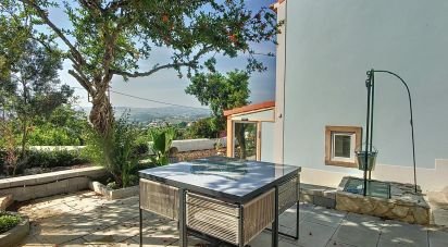 Maison T2 à Carvoeira e Carmões de 123 m²