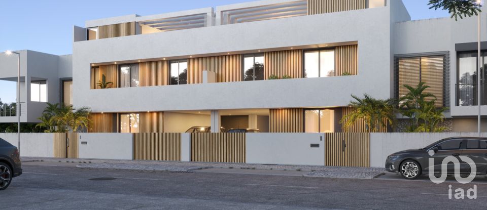 Maison T4 à Tavira (Santa Maria e Santiago) de 325 m²