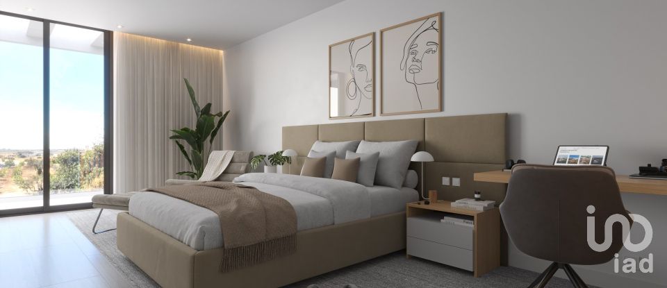 Maison T4 à Tavira (Santa Maria e Santiago) de 325 m²