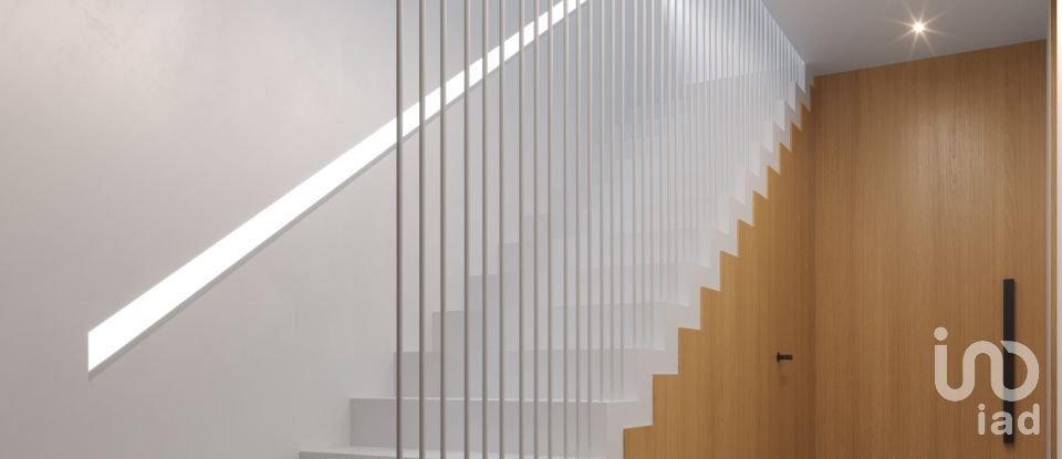 Maison T4 à Tavira (Santa Maria e Santiago) de 325 m²