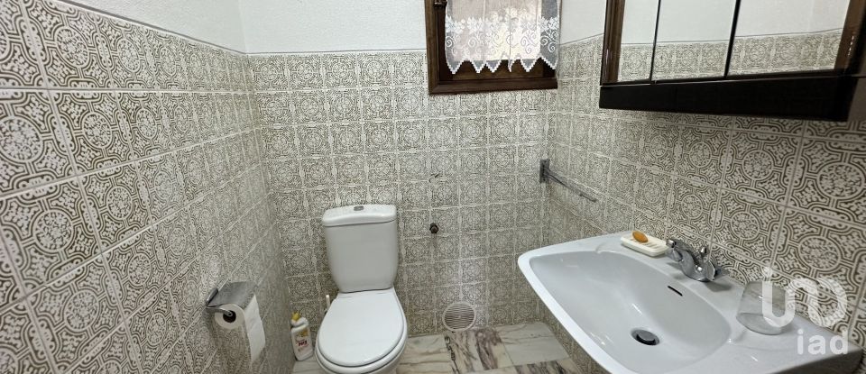 Maison de village T6 à Pínzio de 360 m²