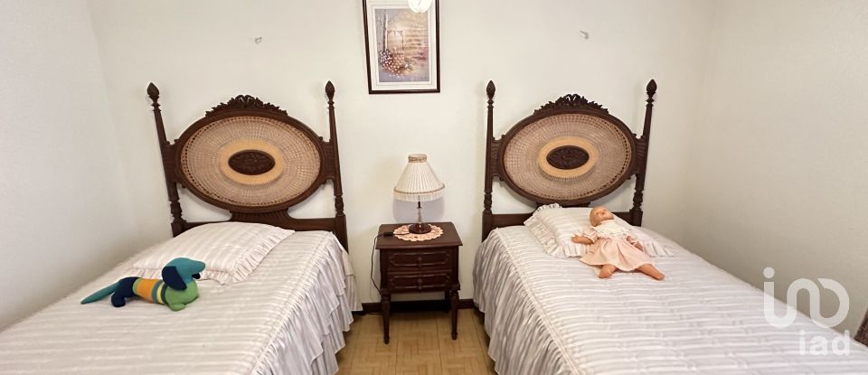 Maison de village T6 à Pínzio de 360 m²