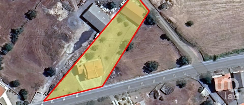 Maison de village T6 à Pínzio de 360 m²