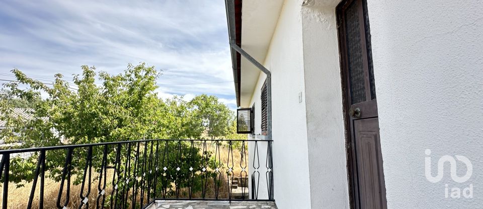 Maison de village T6 à Pínzio de 360 m²