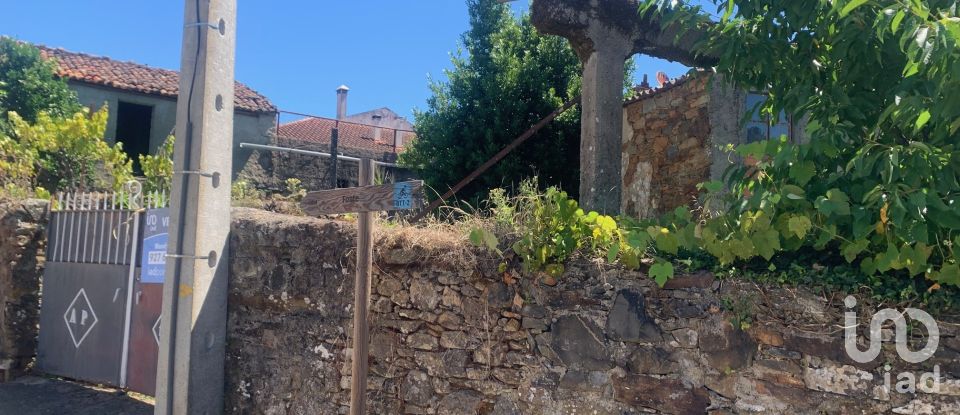 Maison de village T0 à Pedrógão Grande de 181 m²