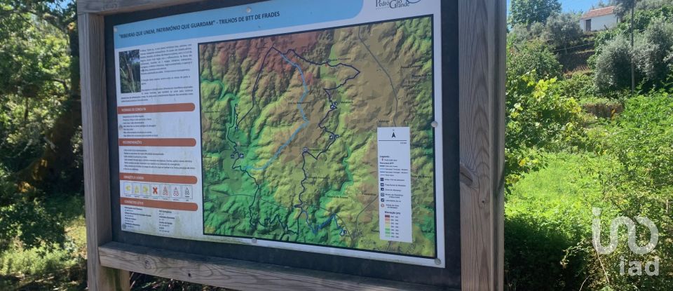 Maison de village T0 à Pedrógão Grande de 181 m²